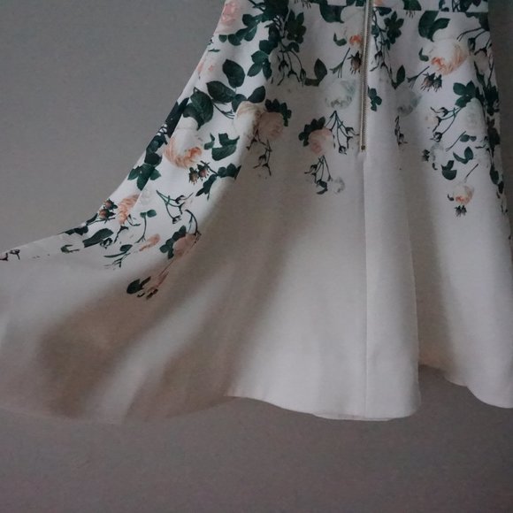 Branches and flowers Waist print dress ivory - Picture 5 of 6